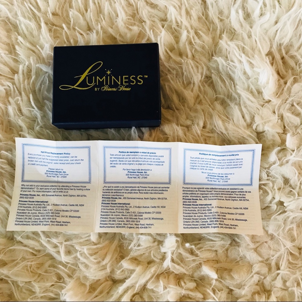 ~NWT LUMINOUS BY PRINCESS HOUSE BOW EARINGS WITH HANGING PEARL~ - Picture 4 of 7